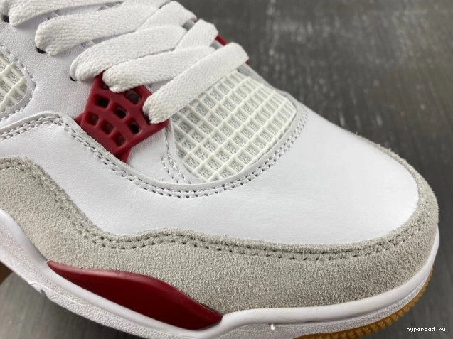 Air SB Nike DR5415-160 x 4 Jordan 1107